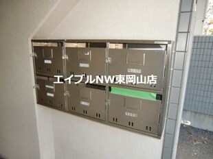 カーサマンションの物件外観写真